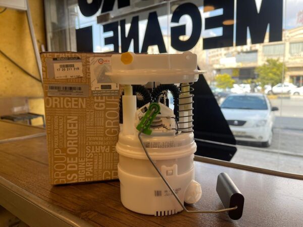 پمپ بنزین اصلی داستر